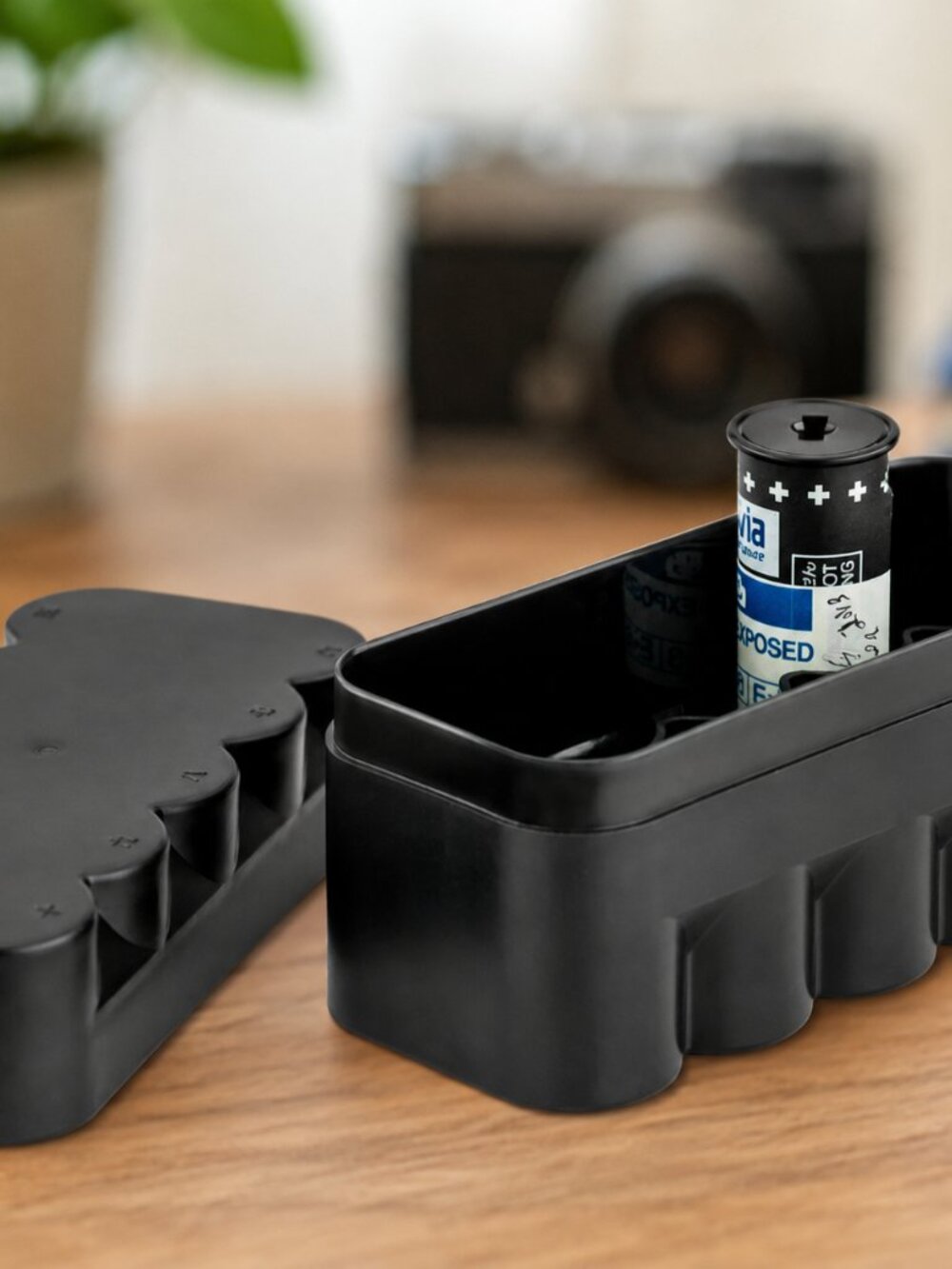 120 Film Hard Storage Case Protective Travel Canister Holds 10 Rolls